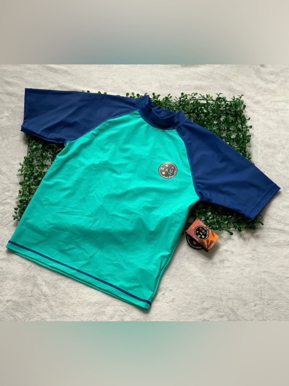 Maui and Sons Teal and Navy Short-Sleeve Rash Guard